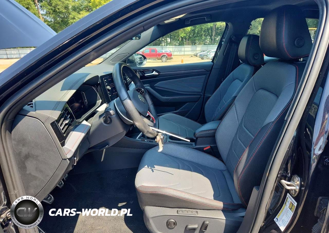 2025 Volkswagen Jetta Gli 2.0T Autobahn VIN:3VW1T7BU0SM063715 - 7