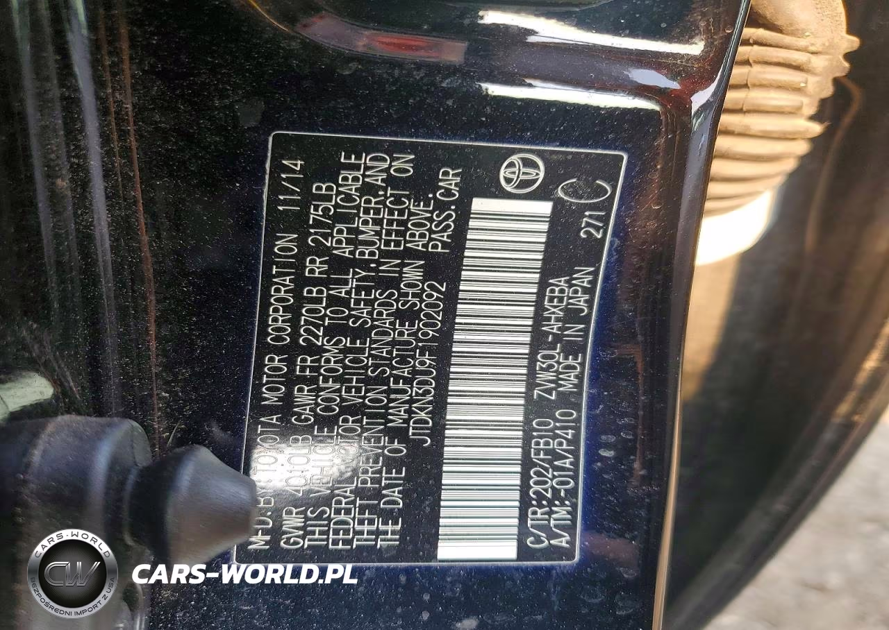2015 Toyota Prius Two VIN:JTDKN3DU9F1902092 - 13