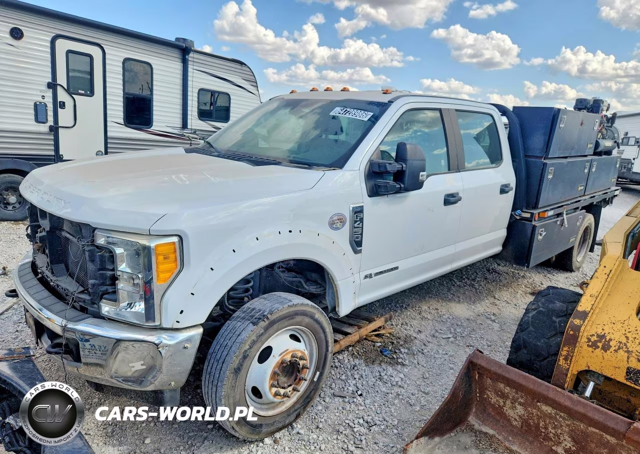 2017 Ford F450 Super Duty – zdjęcie 1 z 13