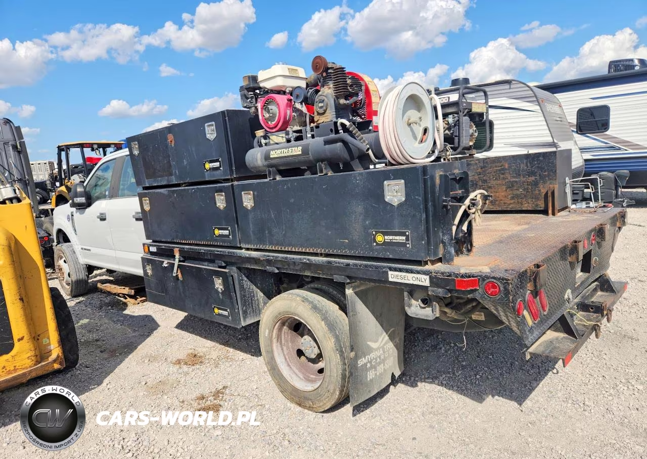 2017 Ford F450 Super Duty VIN:1FD0W4GT9HEF40558 - 2