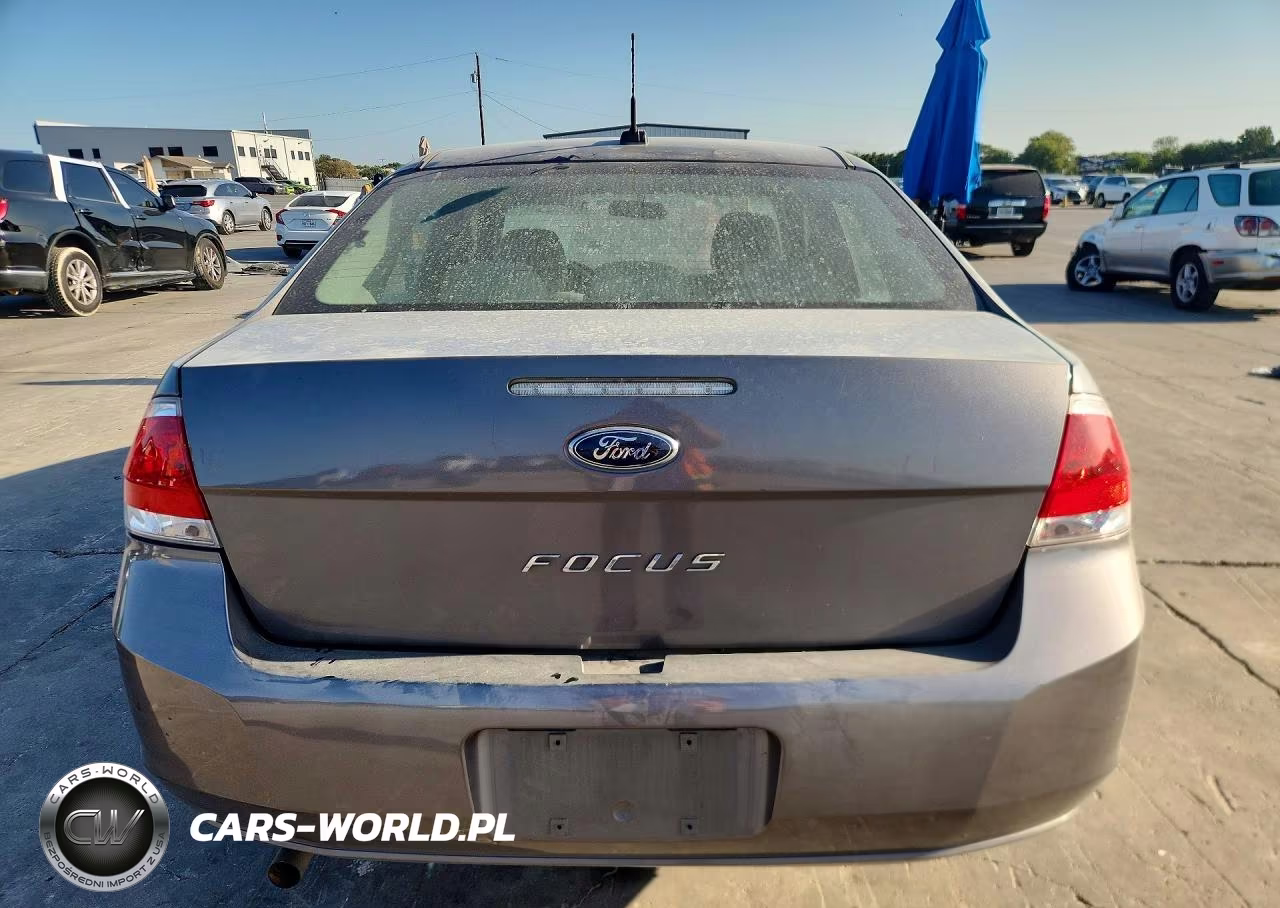 2011 Ford Focus S VIN:1FAHP3EN9BW164678 - 6