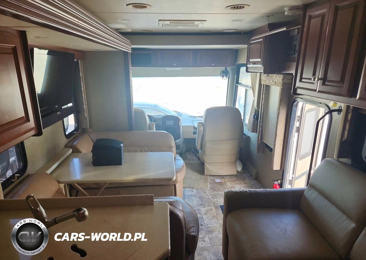 2014 Freightliner Chassis Xc VIN:4UZAAJDT8ECFP6449 - 5