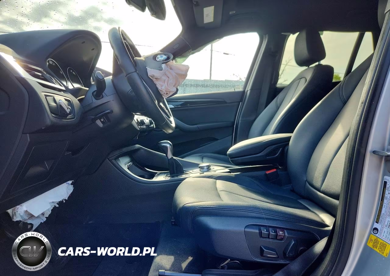 2018 BMW X1 Sdrive28I VIN:WBXHU7C31J5L08100 - 7
