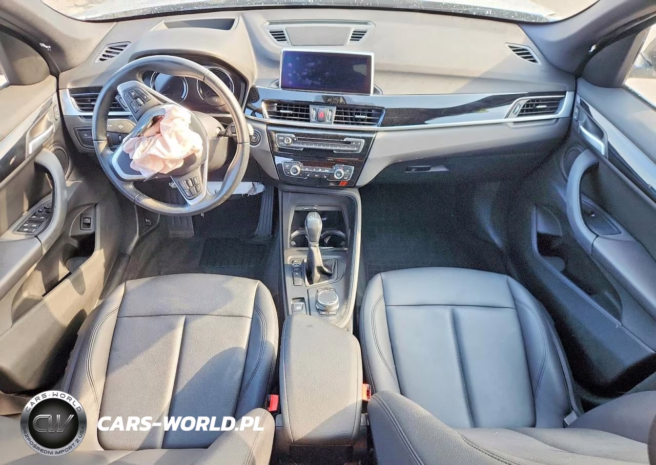 2018 BMW X1 Sdrive28I VIN:WBXHU7C31J5L08100 - 8