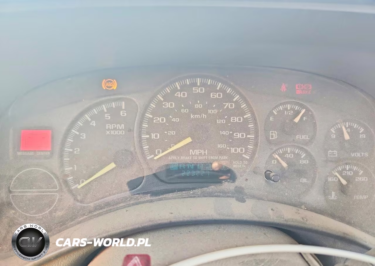 2000 GMC New Sierra C1500 VIN:2GTEC19V1Y1399860 - 9