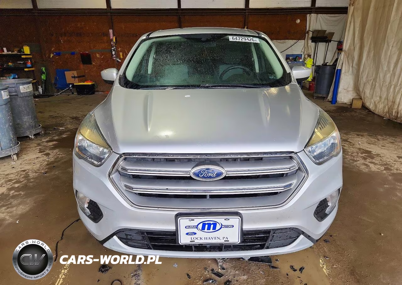 2017 Ford Escape Se VIN:1FMCU9GD1HUD99242 - 5