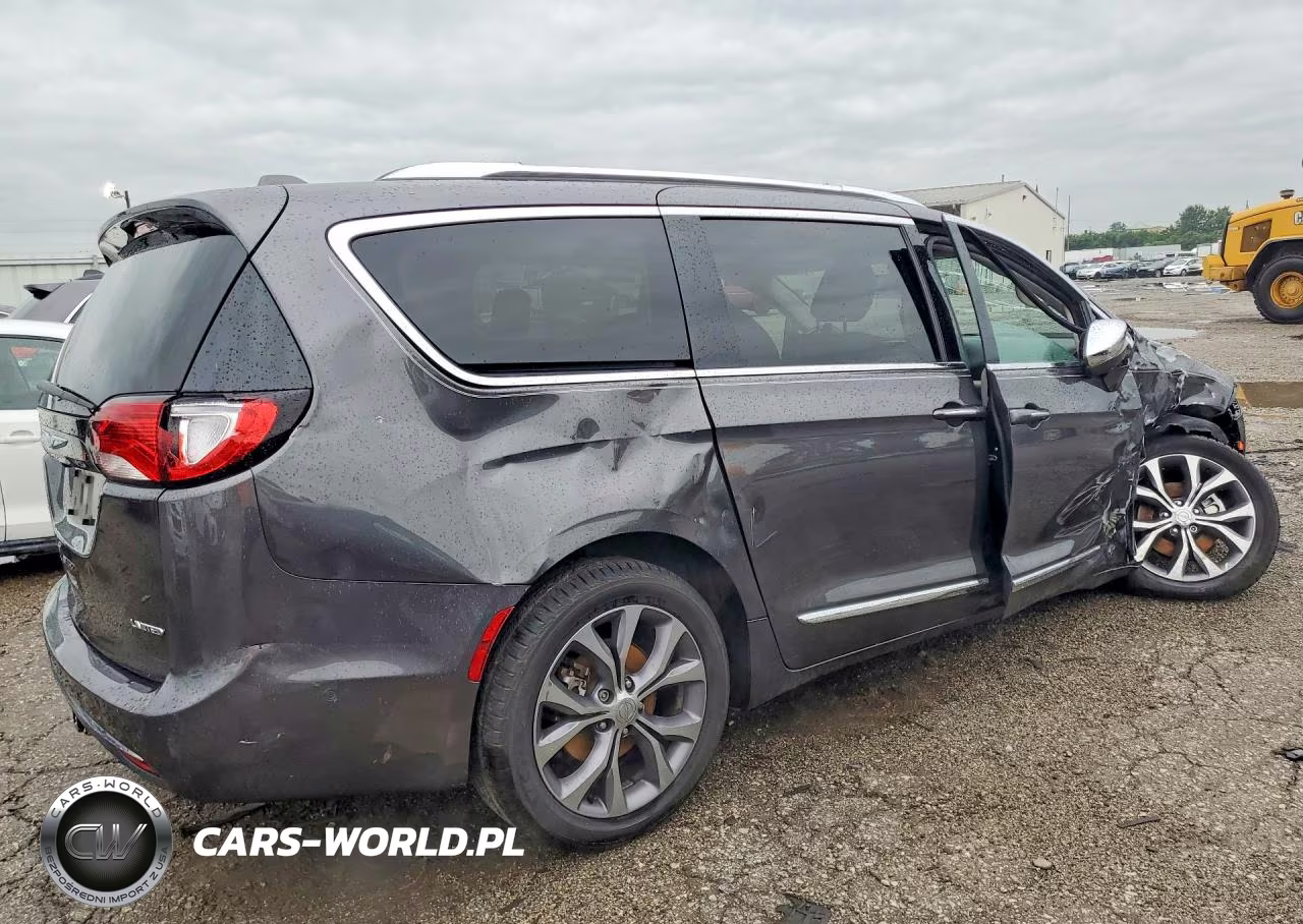 2020 Chrysler Pacifica Limited VIN:2C4RC1GG2LR217356 - 3