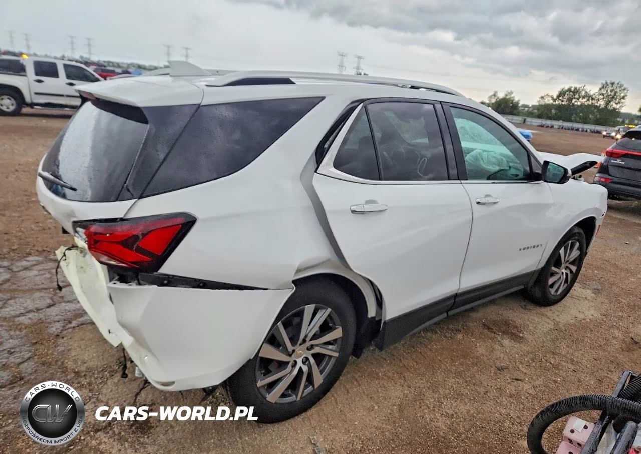 2022 Chevrolet Equinox Premier VIN:2GNAXXEV1N6145101 - 3