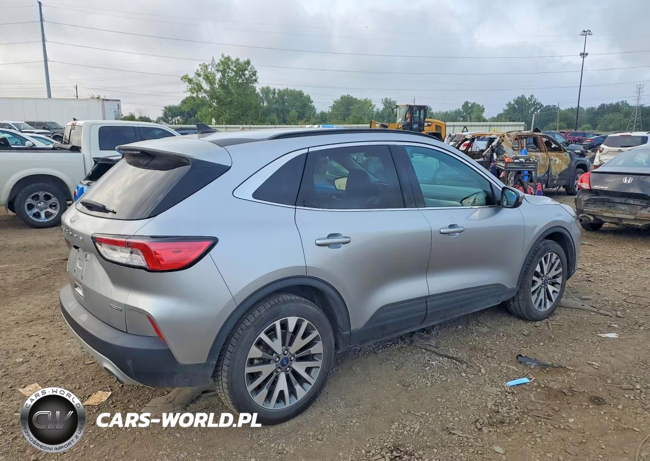 2022 Ford Escape Titanium VIN:1FMCU9DZ3NUA21645 - 3