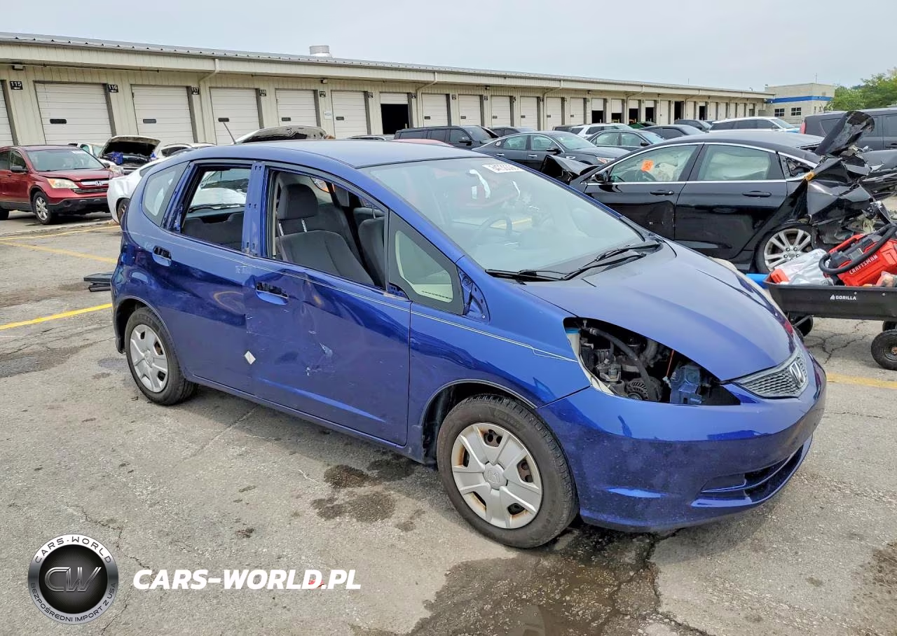 2013 Honda Fit VIN:JHMGE8H34DC063408 - 4