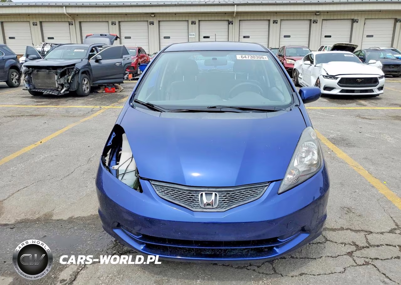 2013 Honda Fit VIN:JHMGE8H34DC063408 - 5