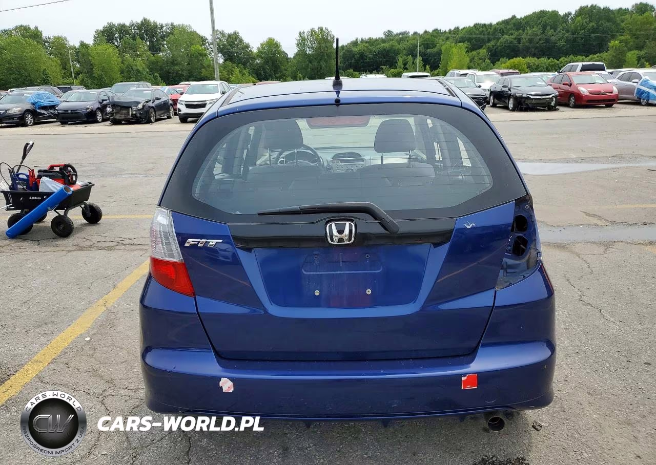 2013 Honda Fit VIN:JHMGE8H34DC063408 - 6