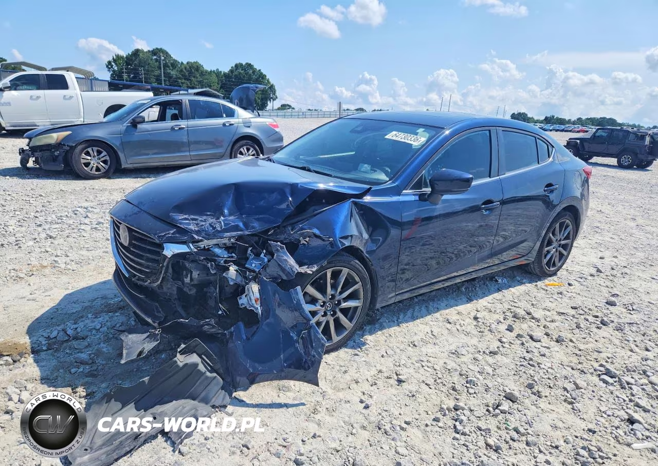 2018 Mazda 3 Grand Touring VIN:3MZBN1W39JM174131 - 1