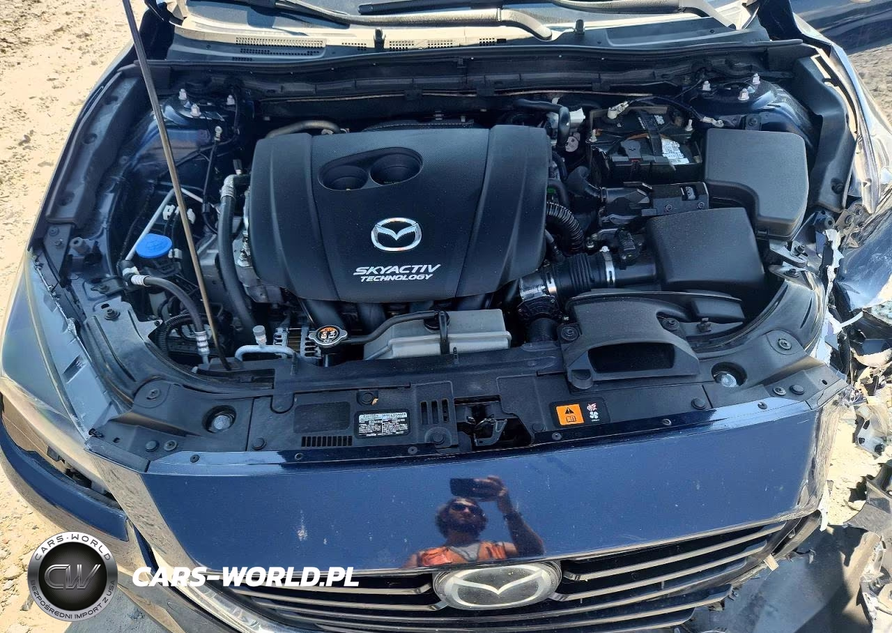 2018 Mazda 3 Grand Touring VIN:3MZBN1W39JM174131 - 11