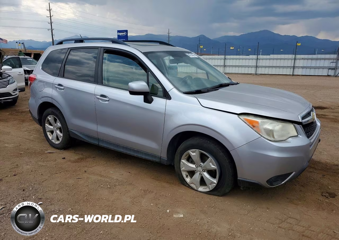 2014 Subaru Forester 2.5I Premium VIN:JF2SJAEC6EH487066 - 4