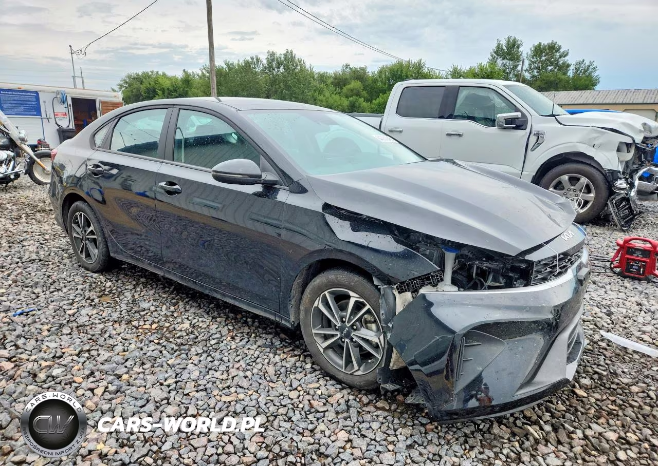 2024 Kia Forte Lxs VIN:3KPF24AD3RE836144 - 4
