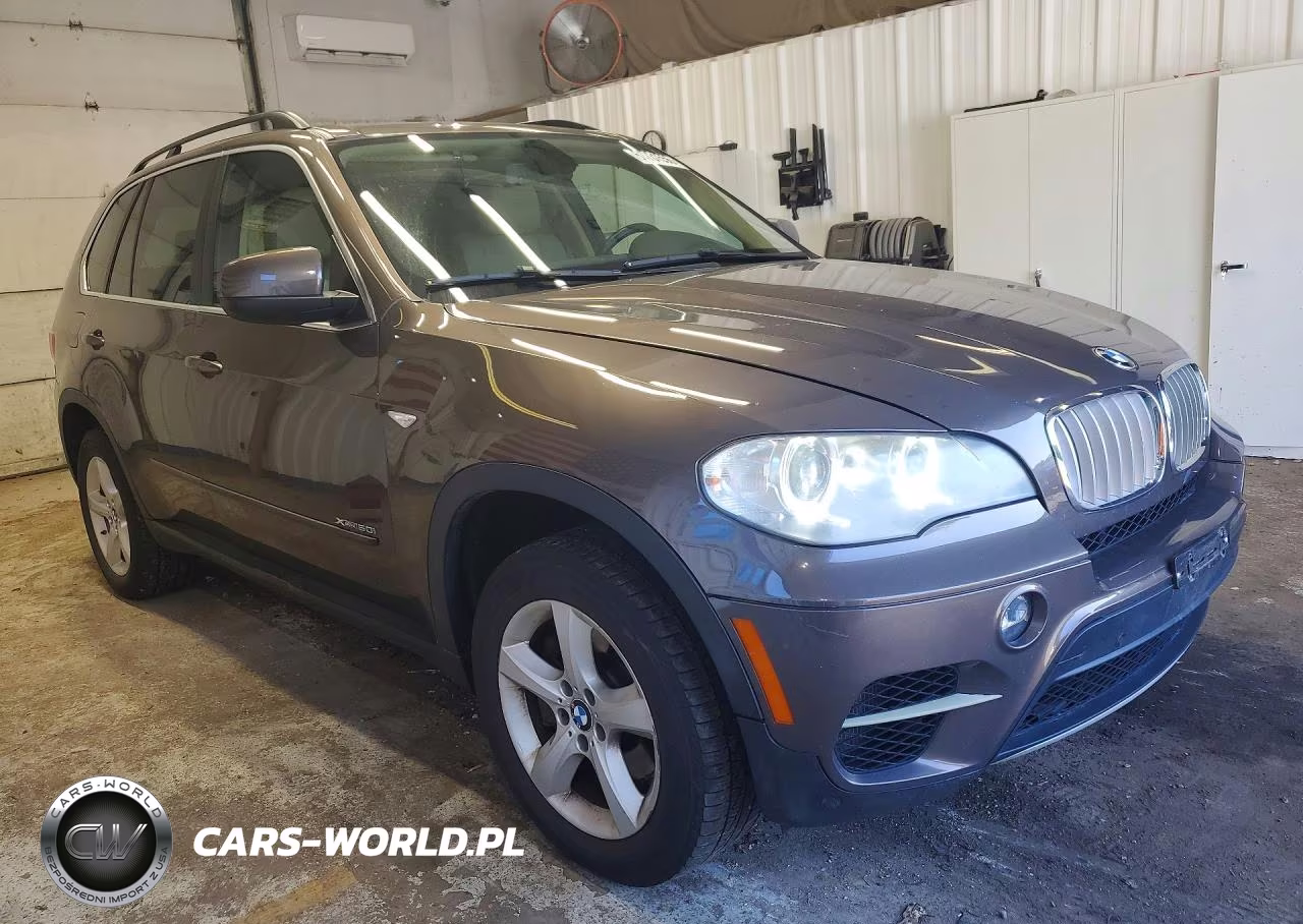 2012 BMW X5 xDrive50I VIN:5UXZV8C5XCL425855 - 4