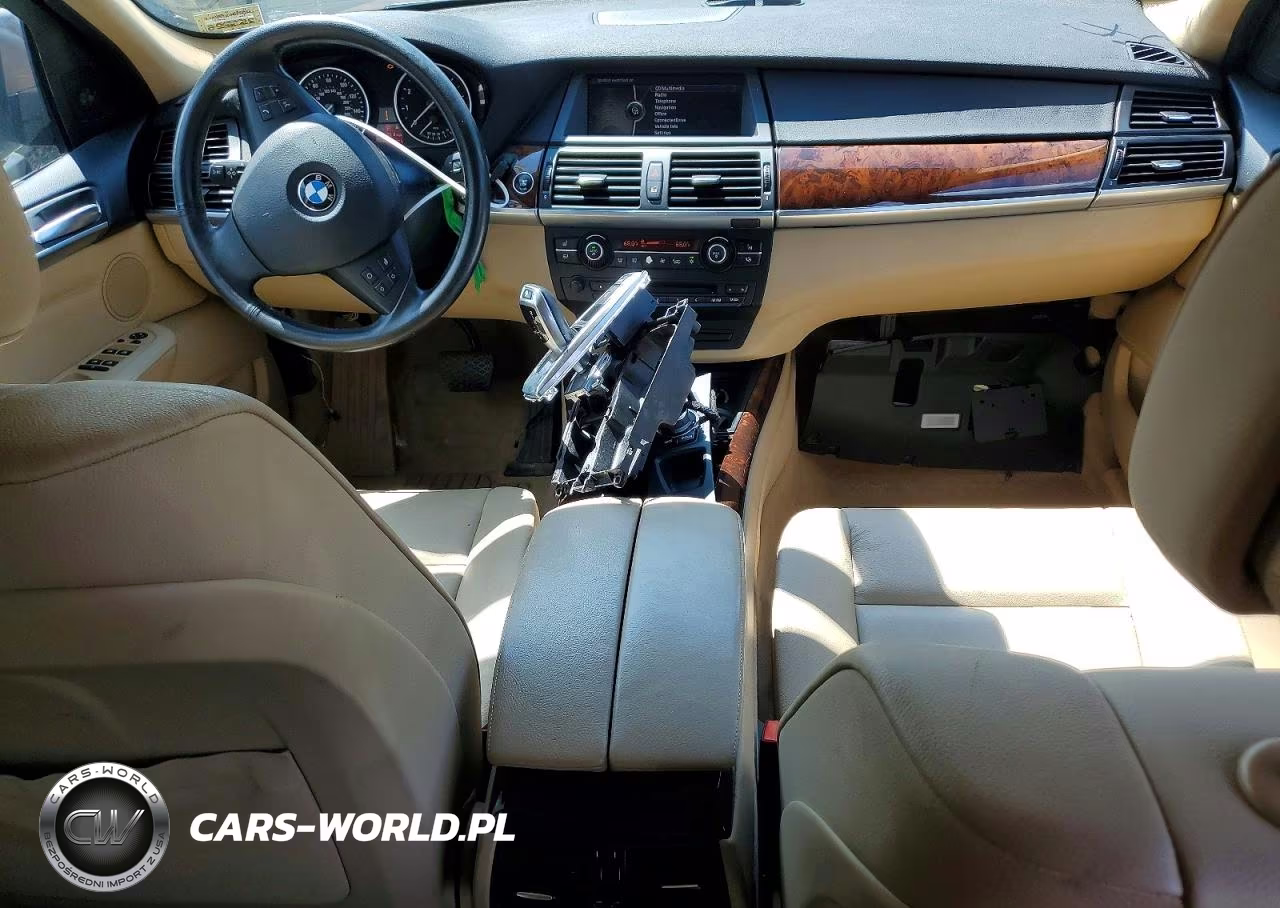 2012 BMW X5 xDrive50I VIN:5UXZV8C5XCL425855 - 8
