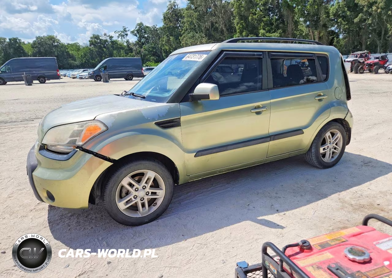 2011 Kia Soul +