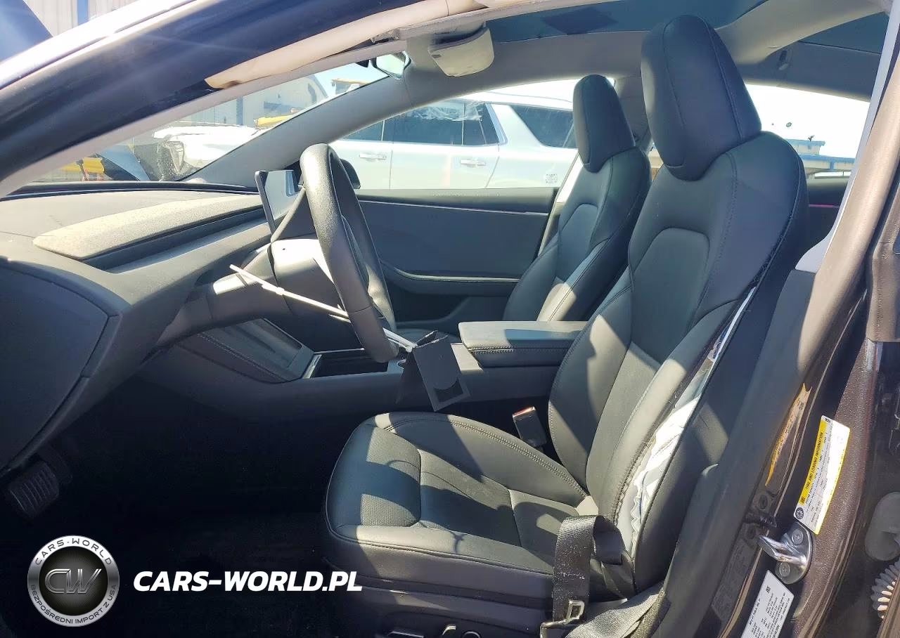 2025 Tesla Model 3 VIN:5YJ3E1EA2SF983094 - 7