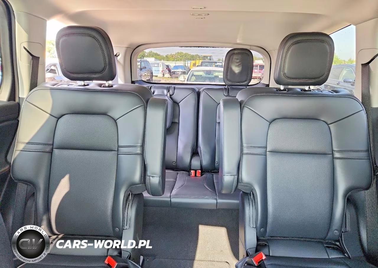 2026 Lincoln Aviator VIN:5LM5J6XC9TGL06432 - 10