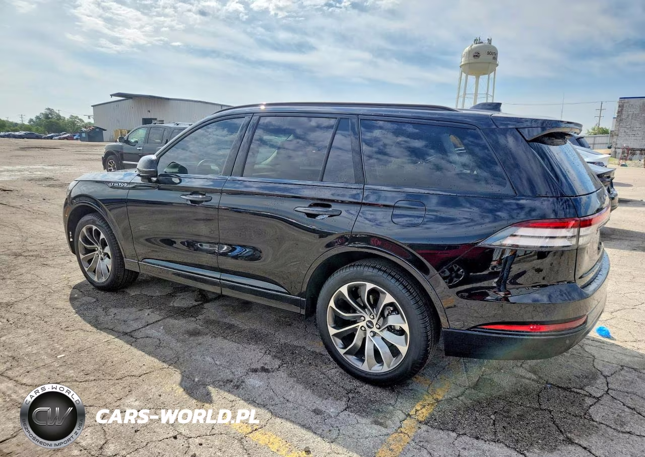 2026 Lincoln Aviator VIN:5LM5J6XC9TGL06432 - 2