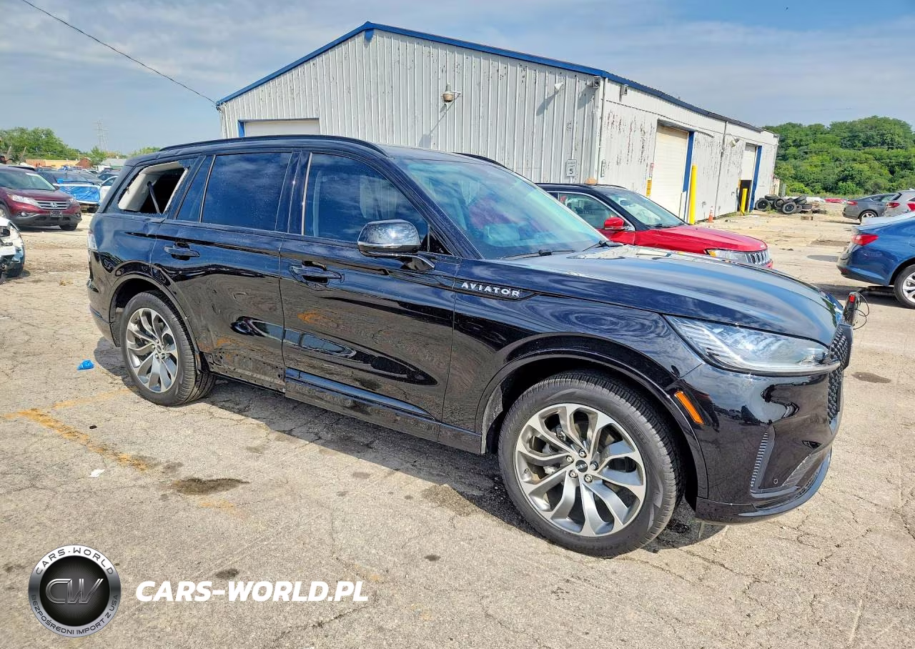 2026 Lincoln Aviator VIN:5LM5J6XC9TGL06432 - 4