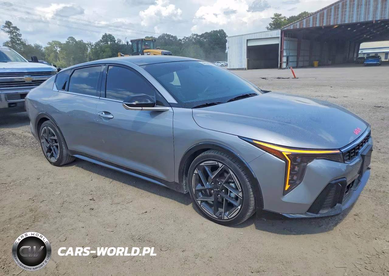 2025 Kia K4 Gt Line VIN:3KPFW4DE9SE208717 - 4