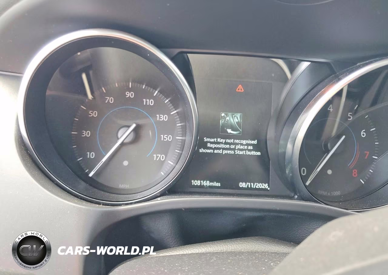 2019 Jaguar F-Pace Premium VIN:SADCJ2FX9KA395324 - 9