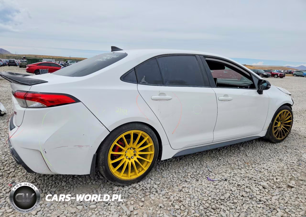 2020 Toyota Corolla Se VIN:5YFS4RCE0LP025239 - 3
