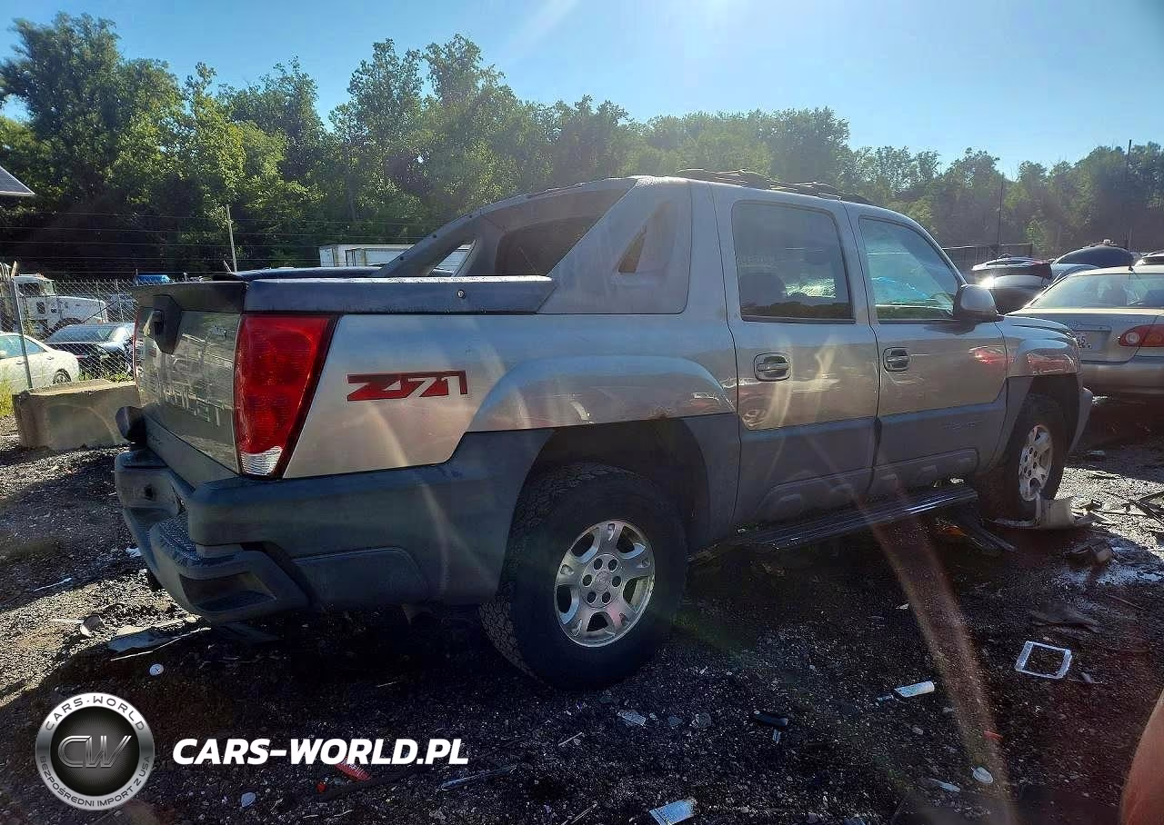 2003 Chevrolet Avalanche K1500 VIN:3GNEK13T23G124340 - 3