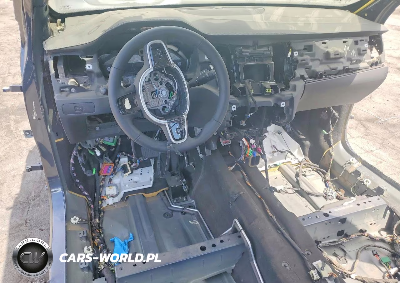 2026 Volvo Xc90 Plus VIN:YV4M12PE1T1494960 - 8