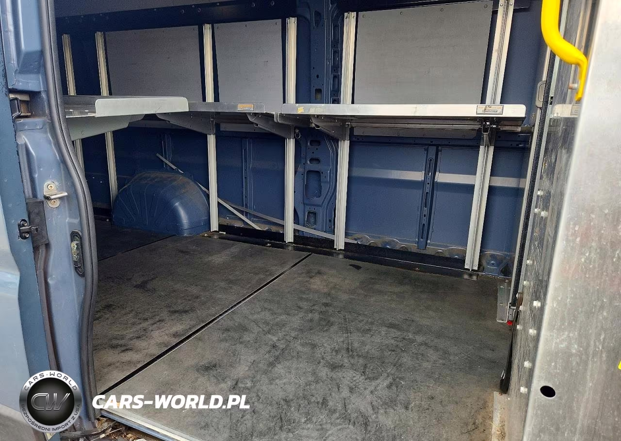 2020 Ram Promaster 3500 Delivery Van VIN:3C6URVJG4LE136215 - 11