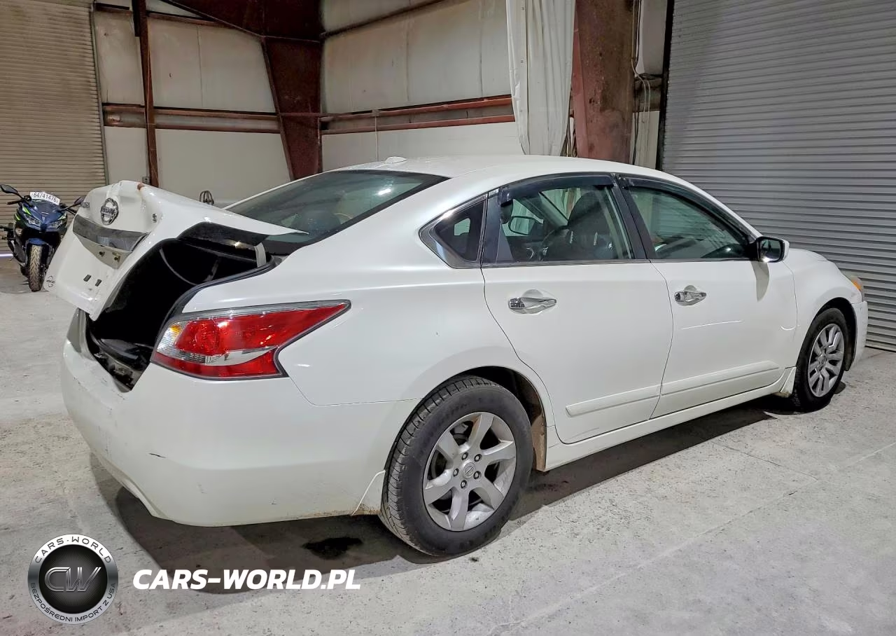 2015 Nissan Altima 2.5 S VIN:1N4AL3AP7FC216871 - 3