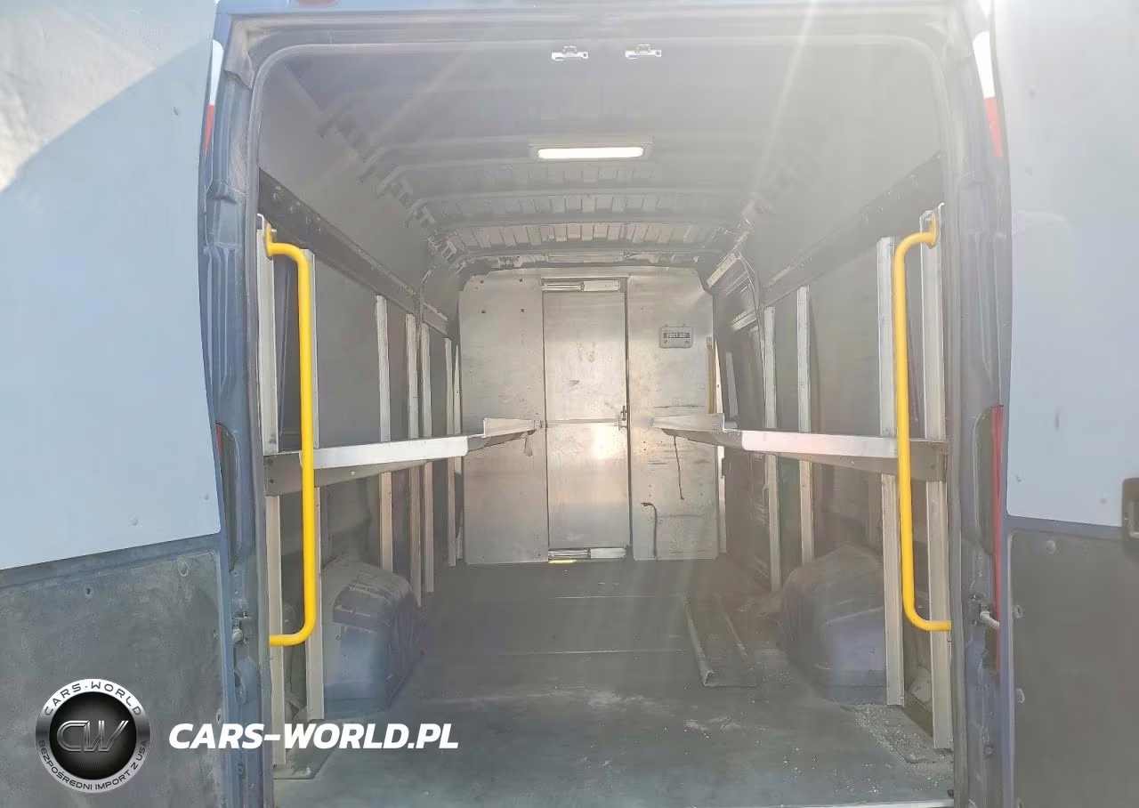 2020 Ram Promaster 3500 Delivery Van VIN:3C6URVJG6LE144848 - 10