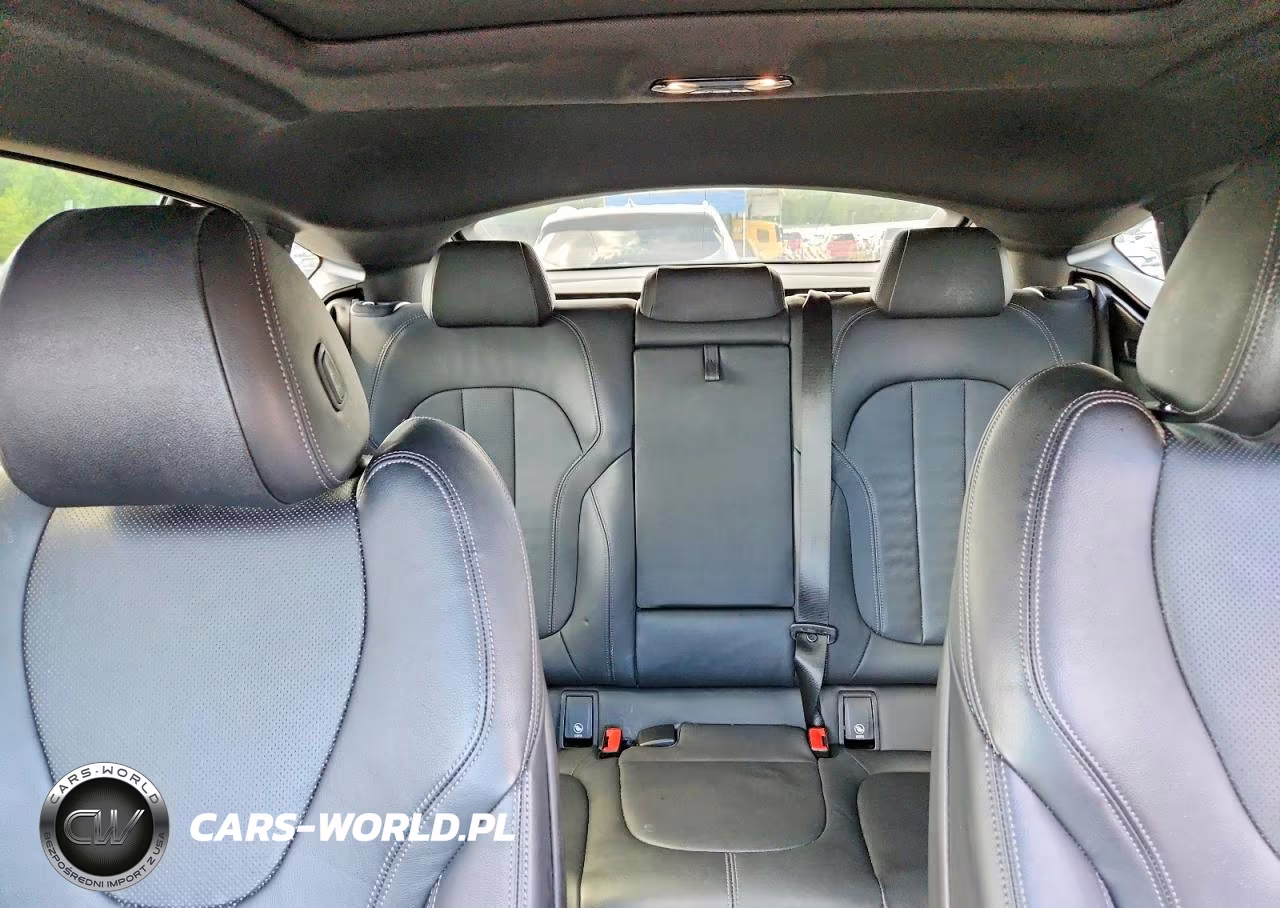 2022 BMW X6 xDrive40I VIN:5UXCY6C04N9L06978 - 10