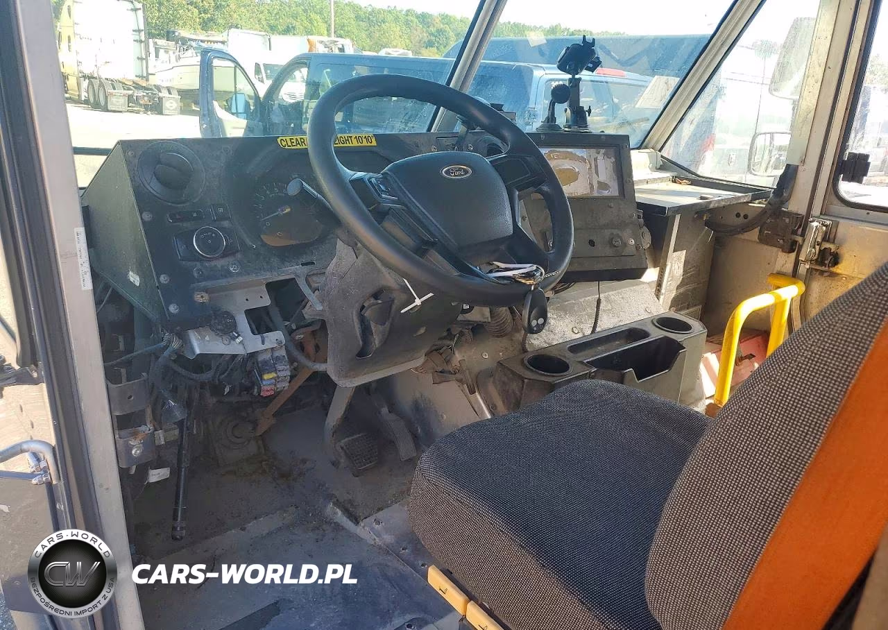 2020 Ford F59 Delivery Truck VIN:1F65F5KN5L0A05048 - 8