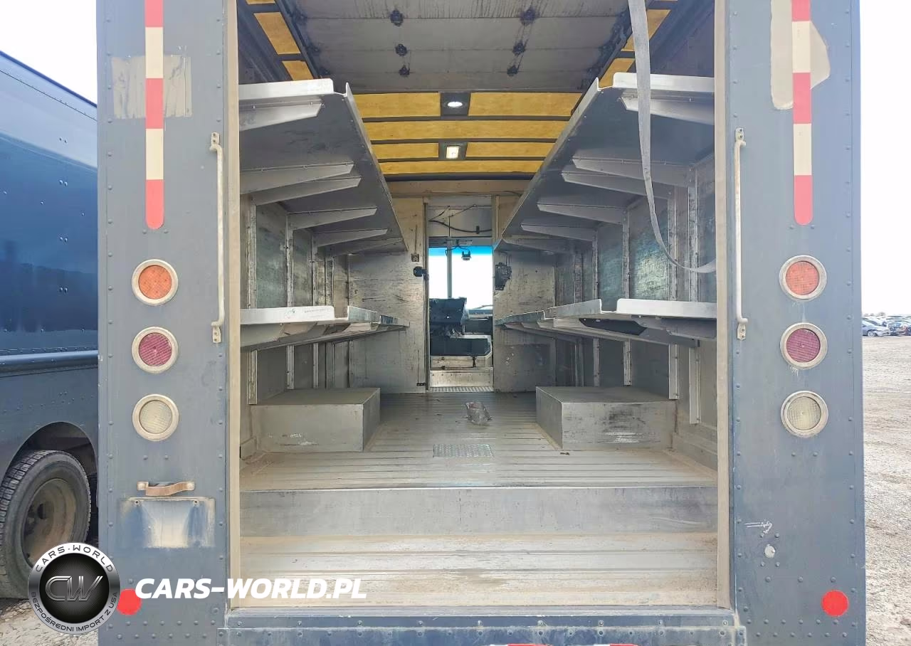 2020 Ford F59 Delivery Truck VIN:1F65F5KN7L0A01518 - 10