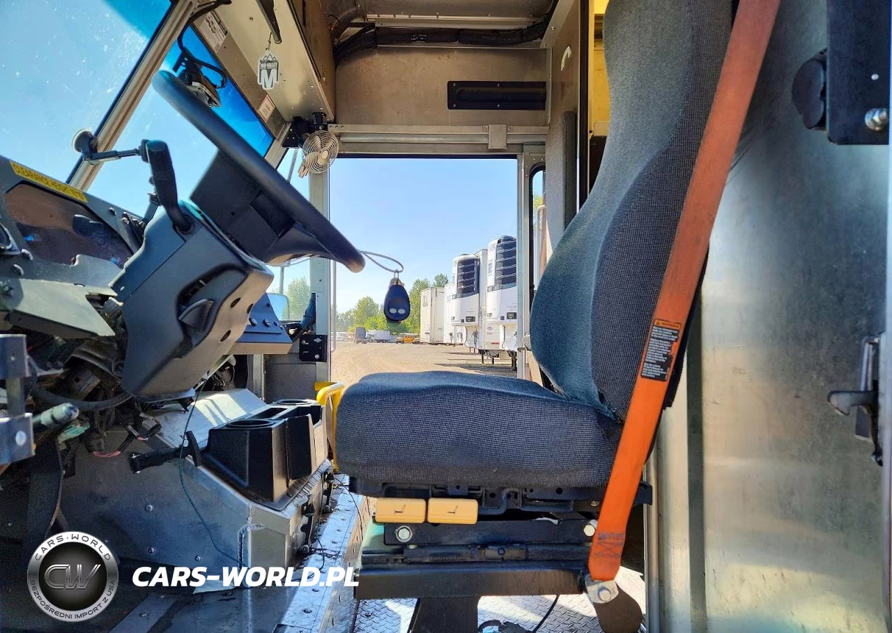 2020 Ford F59 Delivery Truck VIN:1F65F5KN3L0A03413 - 7