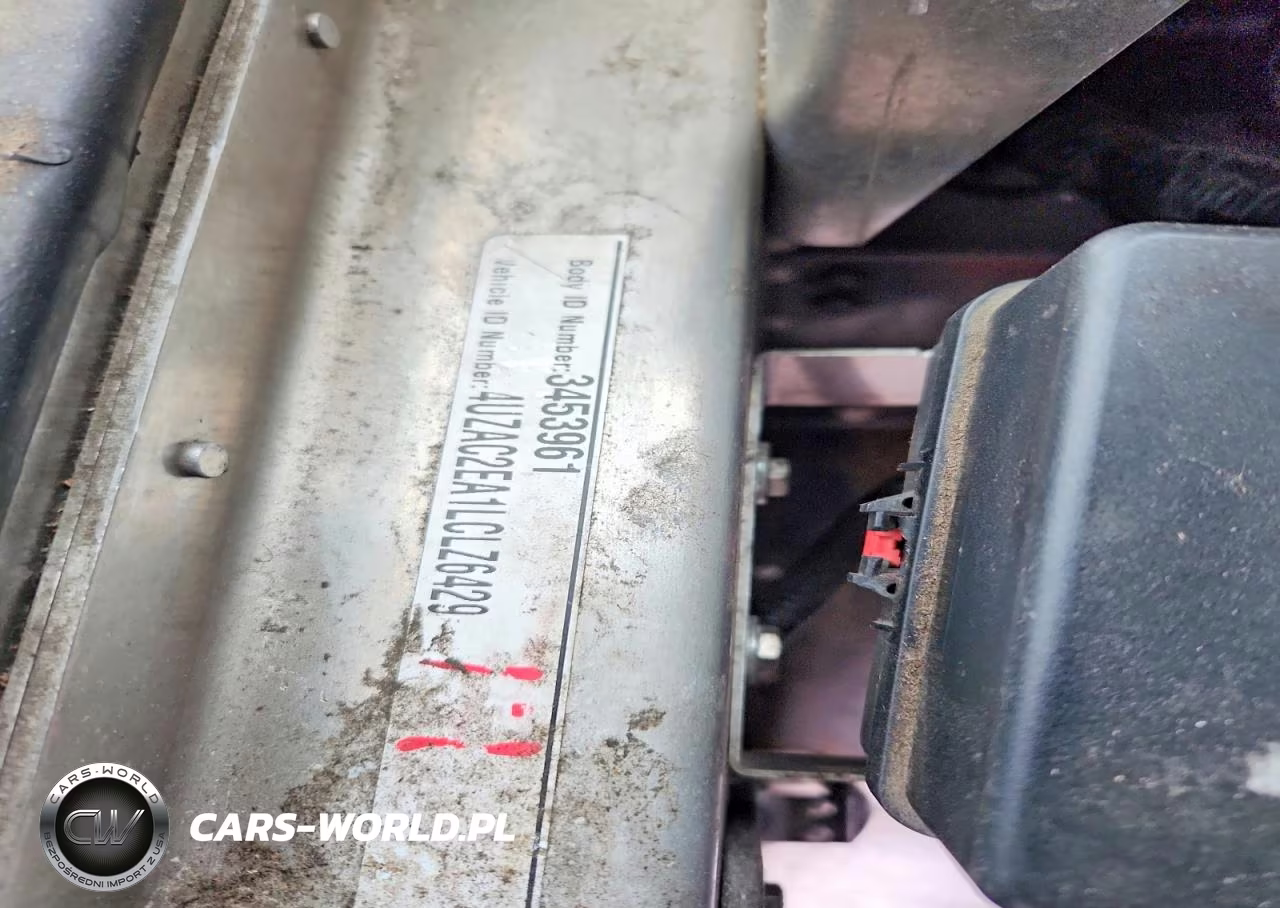 2020 Freightliner Mt45G Chassis Delivery Truck VIN:4UZAC2EA1LCLZ6429 - 13
