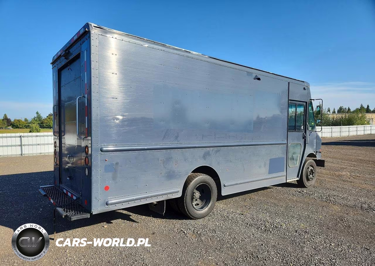 2020 Freightliner Mt45G Chassis Delivery Truck VIN:4UZAC2EA1LCLZ6429 - 3