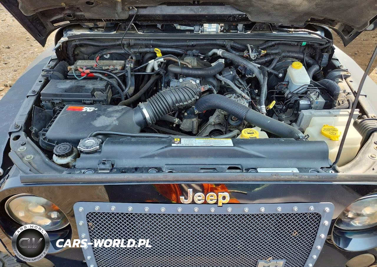2011 Jeep Wrangler Sport VIN:1J4AA2D15BL516110 - 12