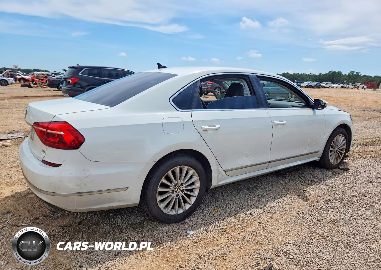 2016 Volkswagen Passat Se VIN:1VWBS7A30GC038547 - 3