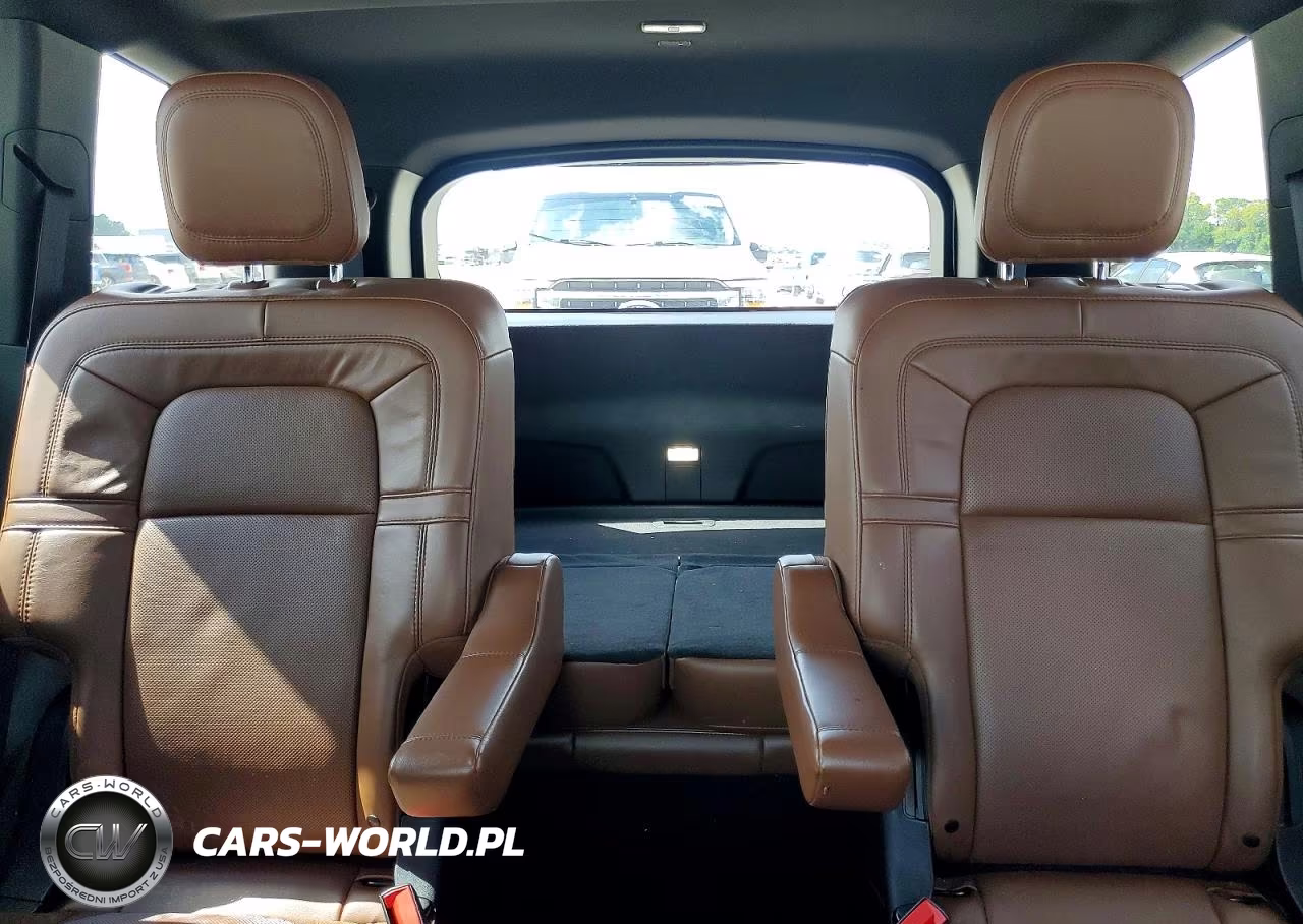 2022 Lincoln Aviator Reserve VIN:5LM5J7WC2NGL11059 - 10