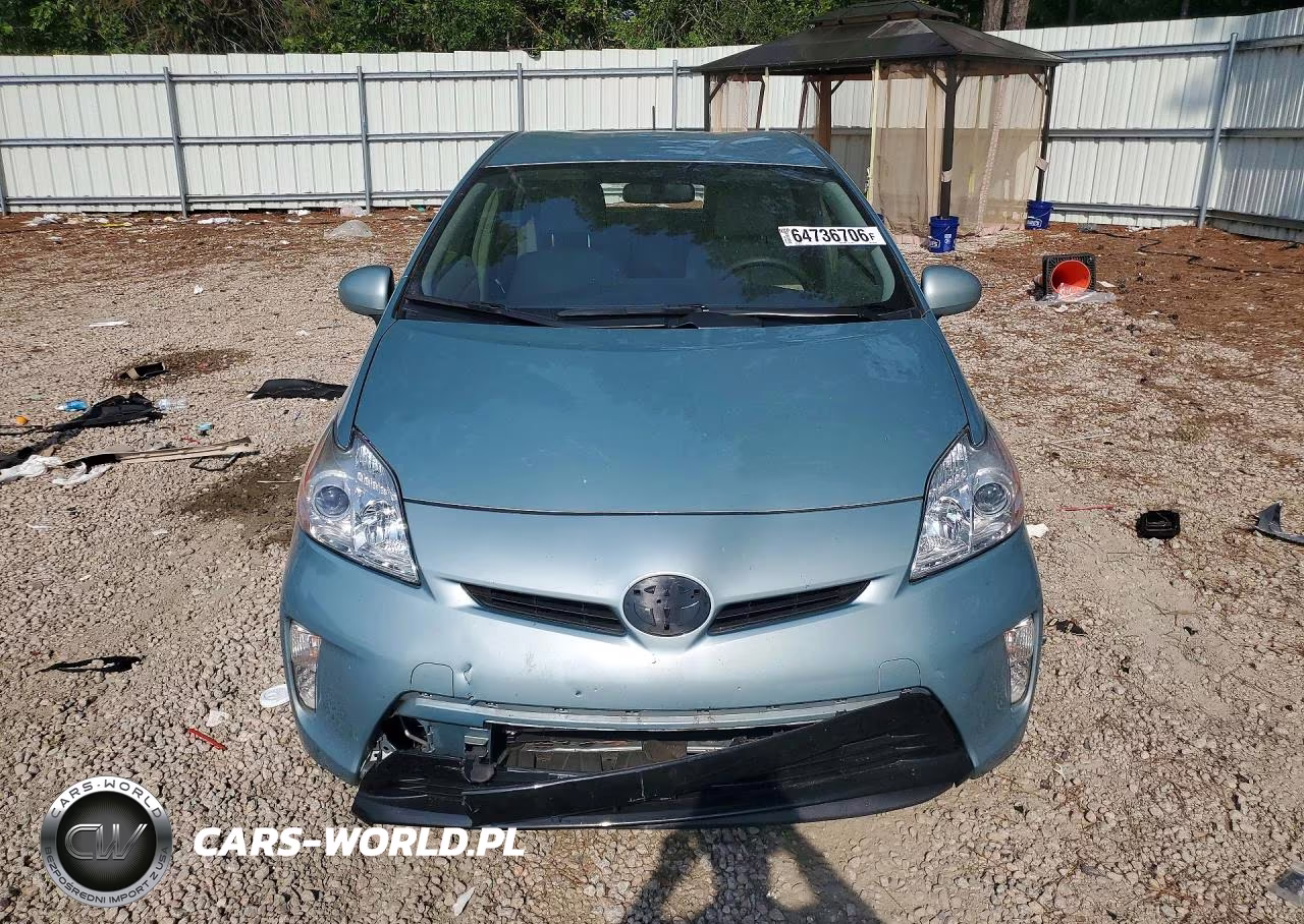 2015 Toyota Prius Two VIN:JTDKN3DU5F1916328 - 5