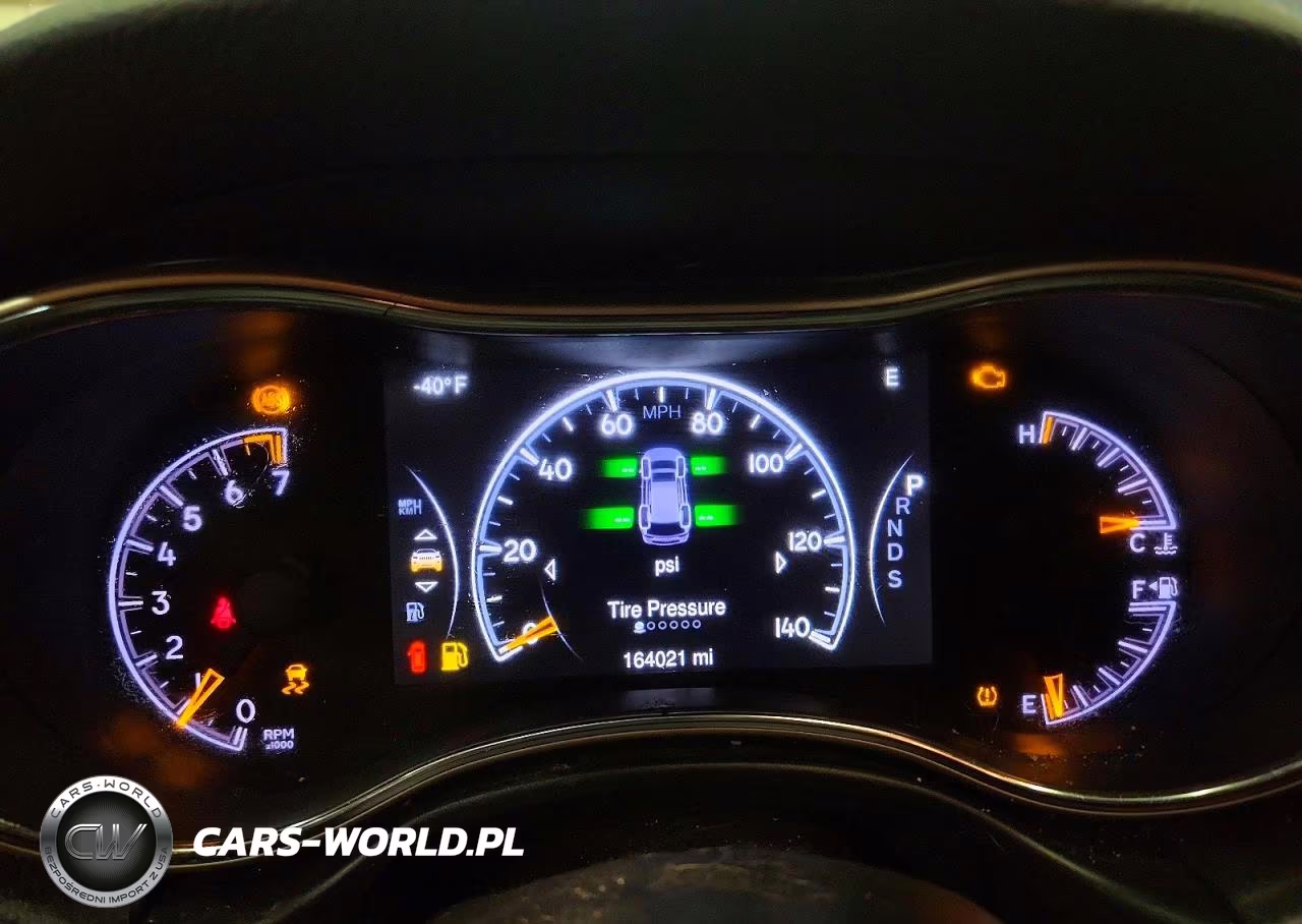2015 Jeep Grand Cherokee Laredo VIN:1C4RJFAG7FC892998 - 9