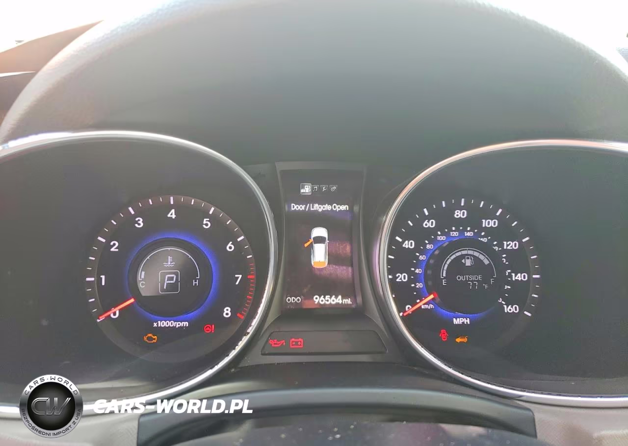 2016 Hyundai Santa Fe Sport 2.4L VIN:5XYZUDLB1GG375240 - 9