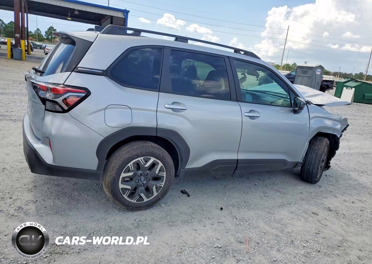 2025 Subaru Forester Premium VIN:JF2SLDDC8SH613436 - 3