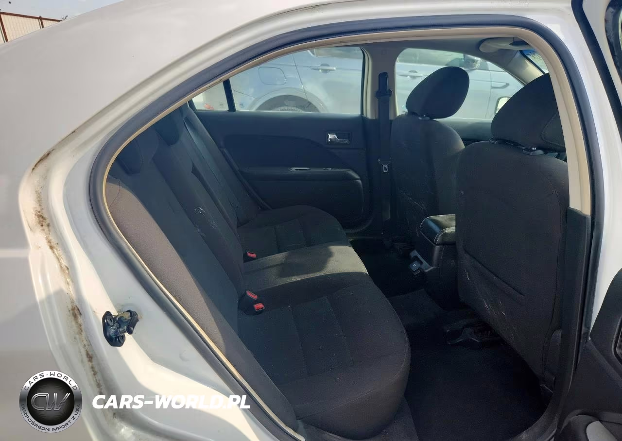 2010 Ford Fusion Hybrid VIN:3FADP0L35AR233950 - 10