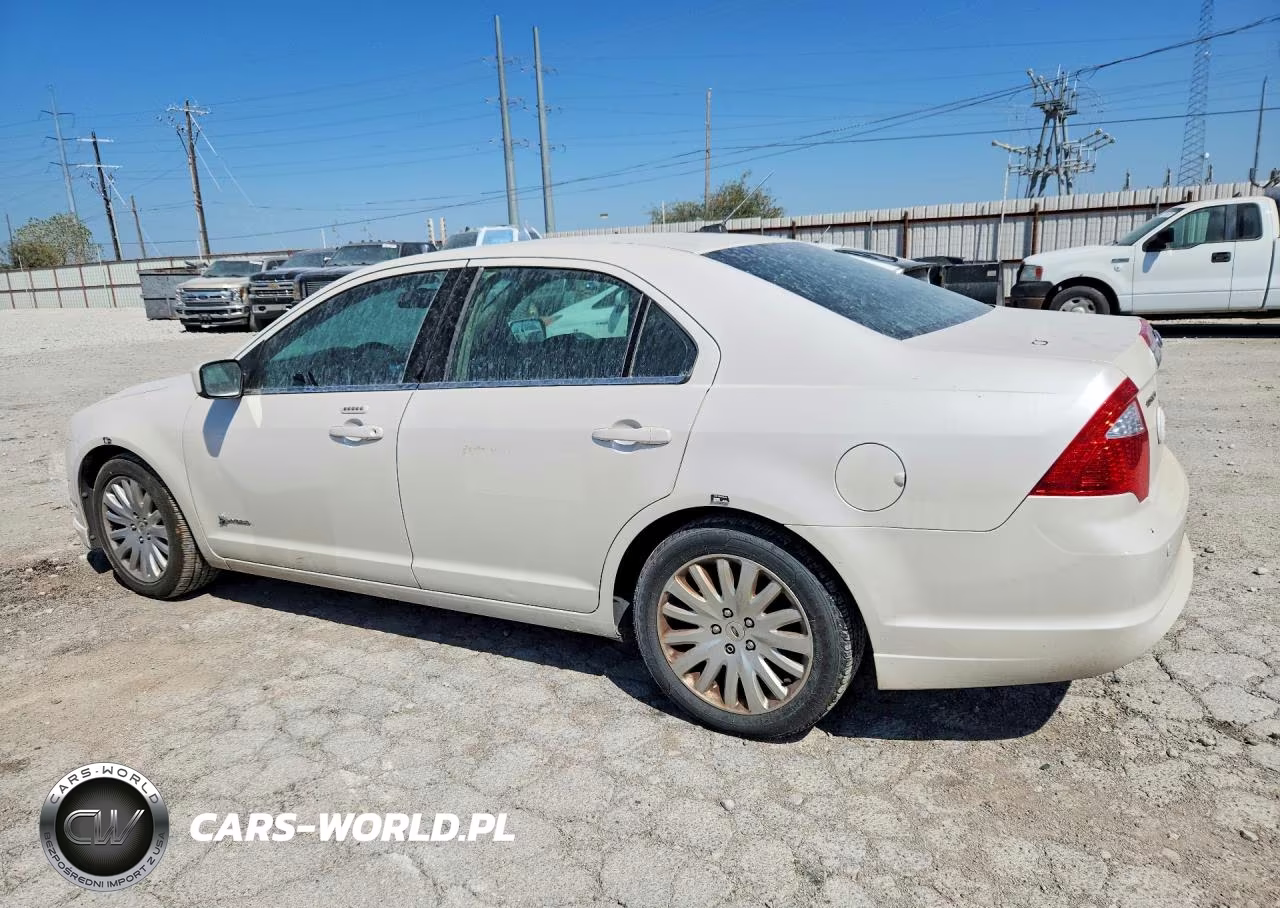 2010 Ford Fusion Hybrid VIN:3FADP0L35AR233950 - 2